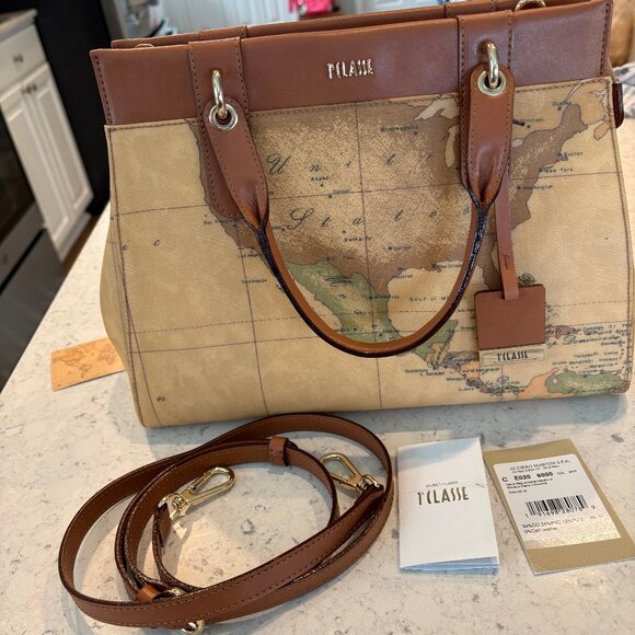 Alviero Martini Handbags - Alverio Martini Geo Classic Top Handle w/Shoulder Strap - Wow condition!